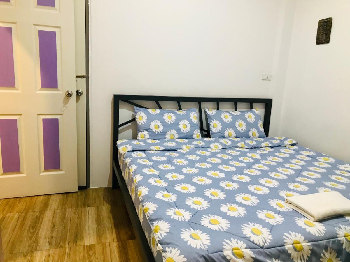 Dragon XIV Hostel Банкок Екстериор снимка