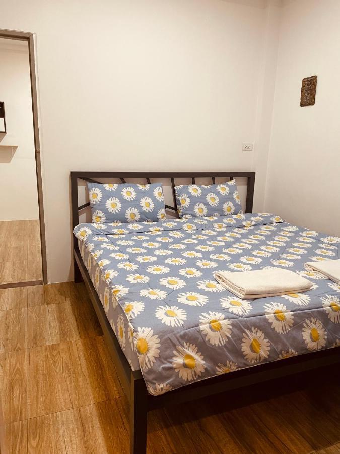 Dragon XIV Hostel Банкок Екстериор снимка