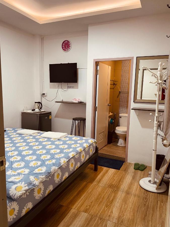 Dragon XIV Hostel Банкок Екстериор снимка